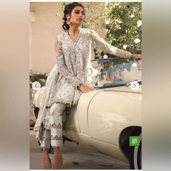 Annus Abrar Ice Blue 3 piece - Picture 9 of 10